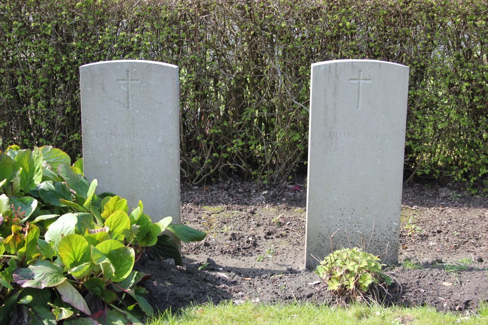 Belgische Oorlogsgraven Oye Plage #4