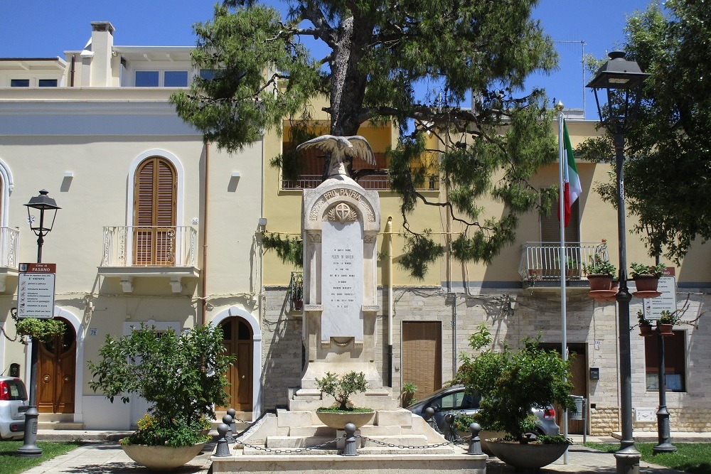 War Memorial Carovigno #2