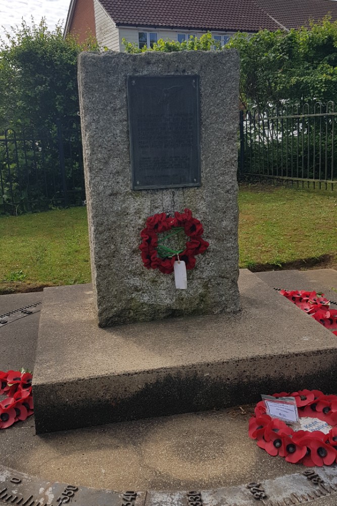 Memorial 'Royal Air Force Station' Hawikinge #2