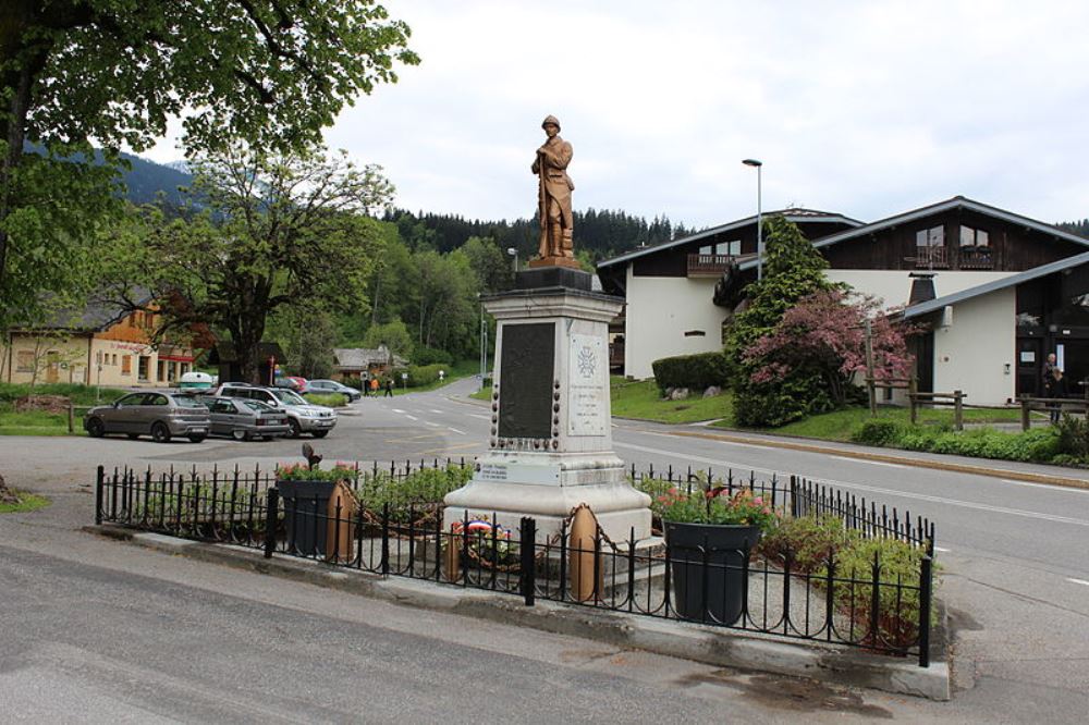 War Memorial Arches-la-Frasse