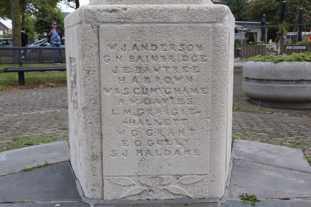 War Memorial Zelhem #3