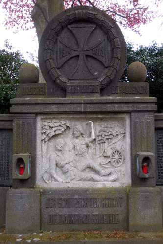 Oorlogsmonument Hausen bei Mayen #2