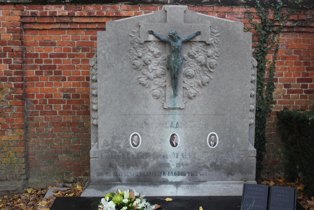 Belgische Oorlogsgraven Elversele #1