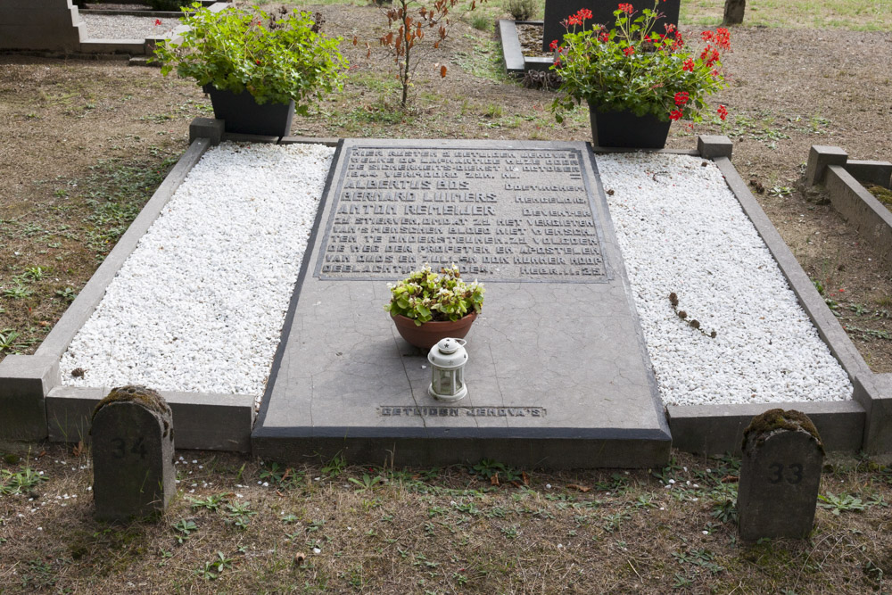 Dutch War Graves Vorden #1