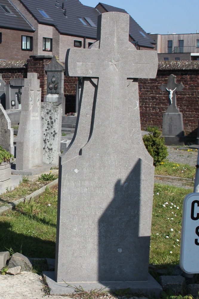 Memorial Stone Cemetery Ruisbroek #2