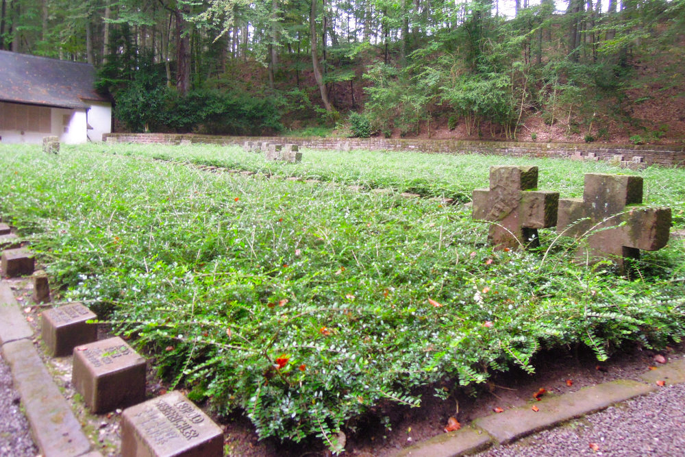 Duitse Oorlogsbegraafplaats Großlittgen - Himmerod #4