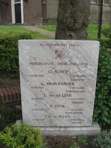 Oorlogsmonument Barendrecht #4