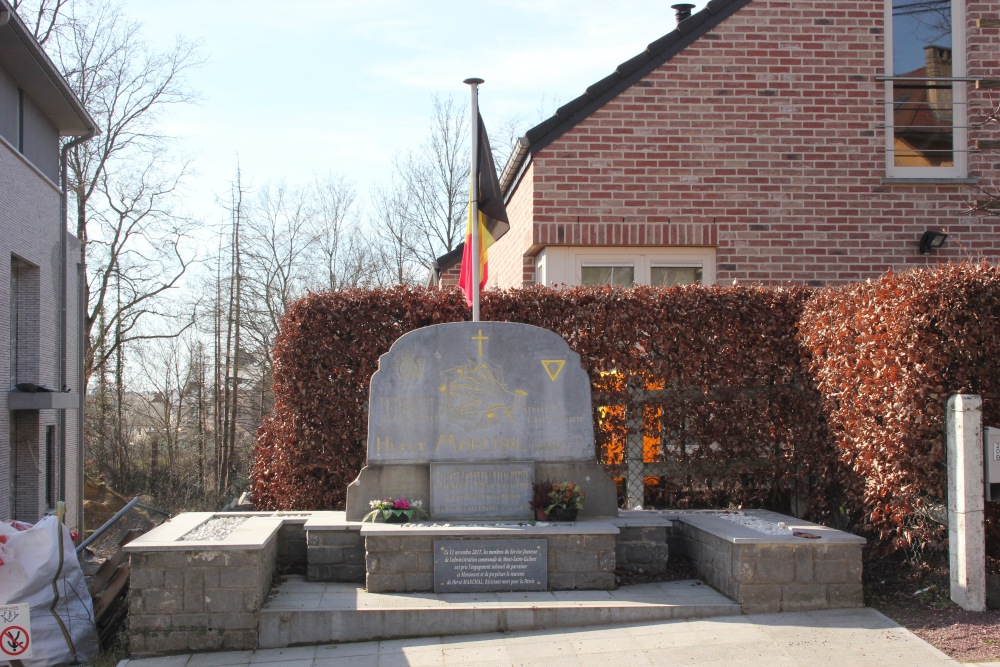 Monument Gexecuteerde Verzetsstrijder Mont-Saint-Guibert #1