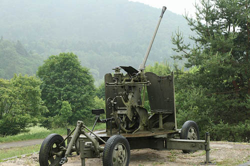 37mm M1939 Luchtafweer Kanon Vyšný Komárnik #1