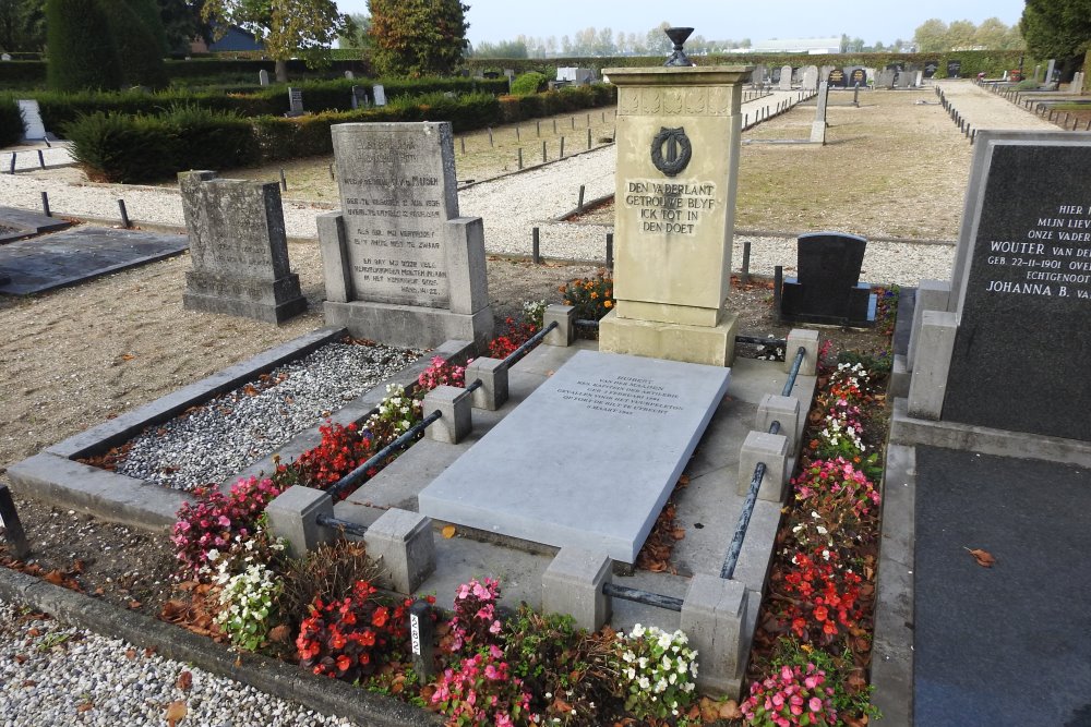 Nederlandse Oorlogsgraven Gemeentelijke Begraafplaats Rusthof