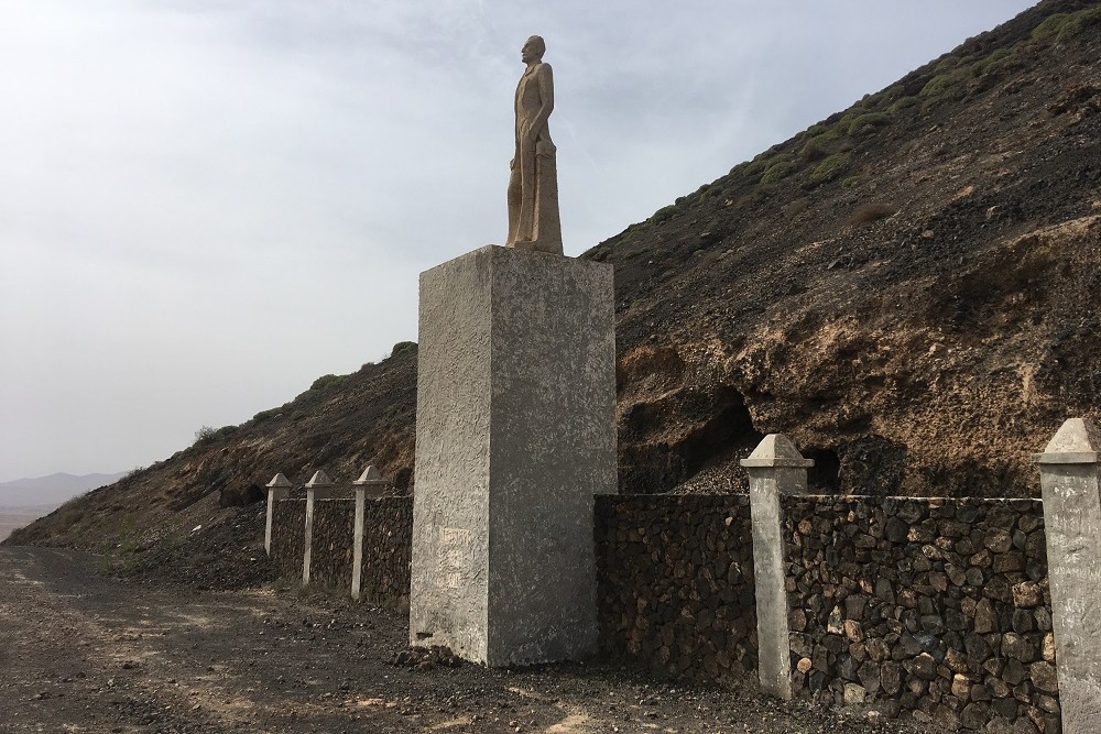 Monument Miguel de Unamuno y Jugo #2