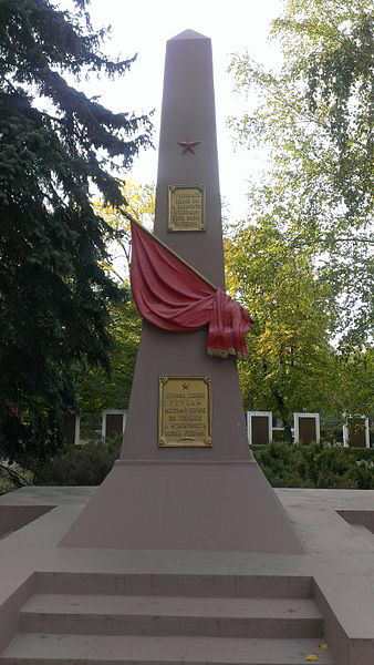 Oorlogsmonument Staalfabriek