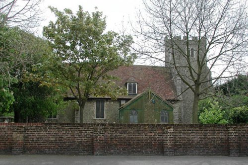 Oorlogsgraven van het Gemenebest Holy Trinity Churchyard #1