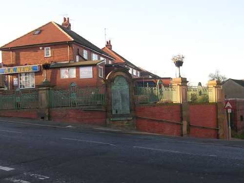 Oorlogsmonument Churwell