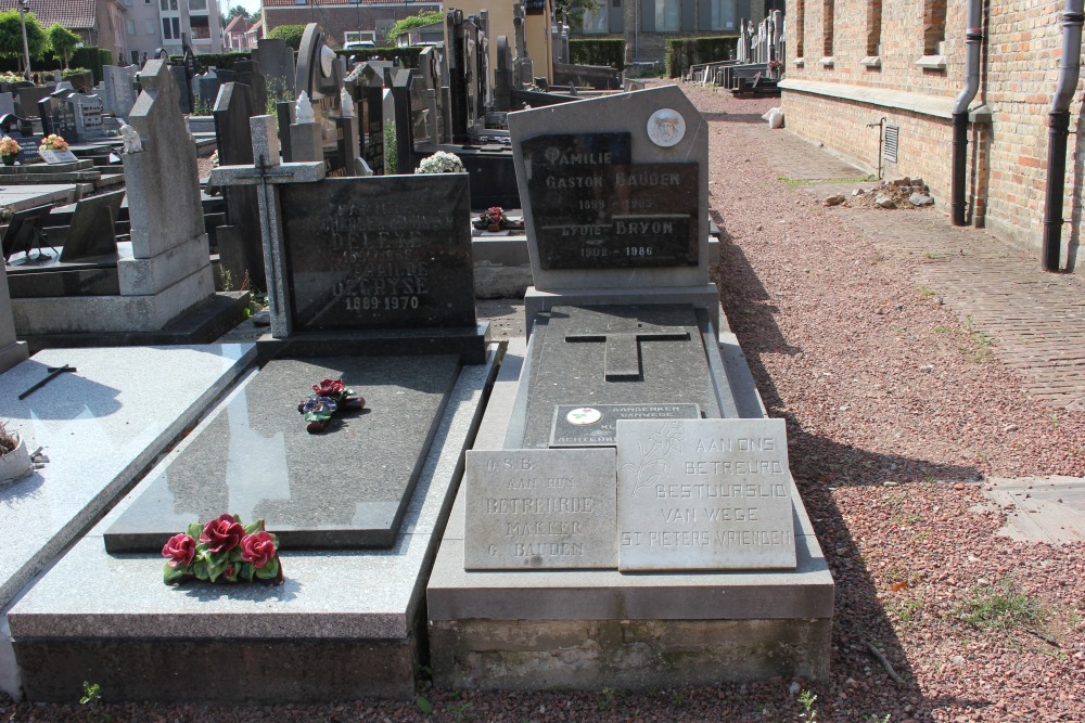 Belgian Graves Veterans Zillebeke #4