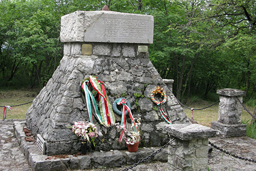 Monument Hongaarse 4e Infanterieregiment #1