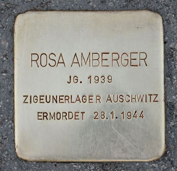 Stumbling Stones Dreipappelstraße 1