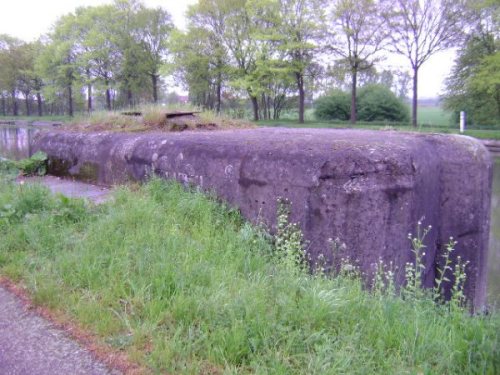 Bunker 50 Grensstelling Bocholt-Herentals Kanaal #5