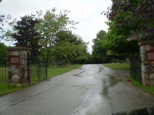 Commonwealth War Grave Parkhill Cemetery