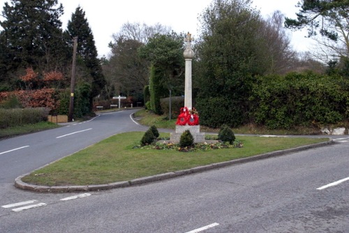 Oorlogsmonument Wickham Bishops #1