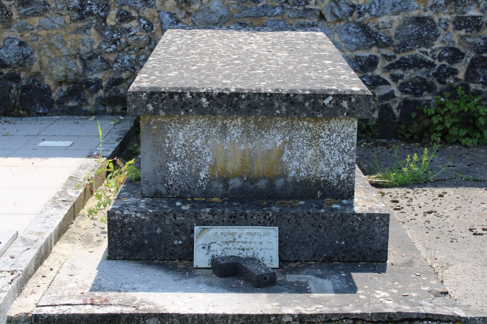 Belgian Graves Veterans Fontaine-Valmont #4