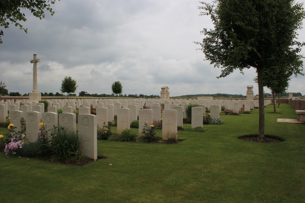 Commonwealth War Cemetery Monchy #5