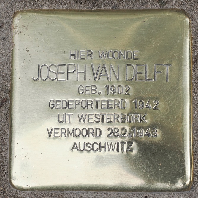 Stolpersteine Achter de Muren Vispoort 28 #2