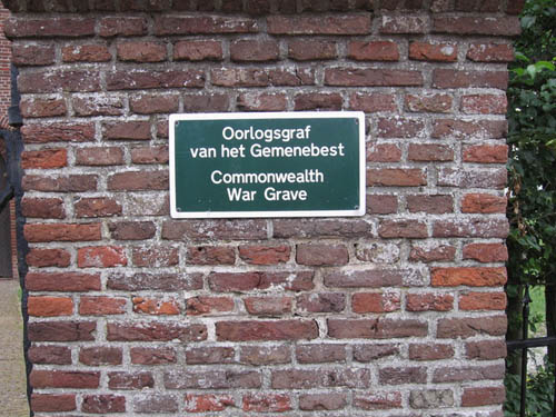 Commonwealth War Grave Wijk aan Zee #5