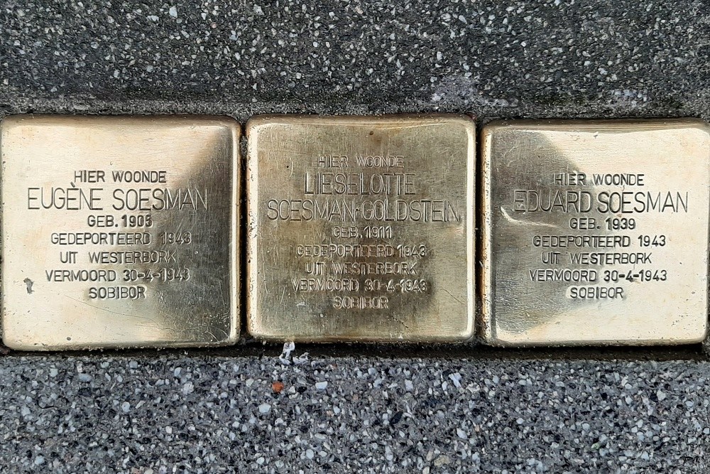 Stolpersteine Hoevestraat 10 #2