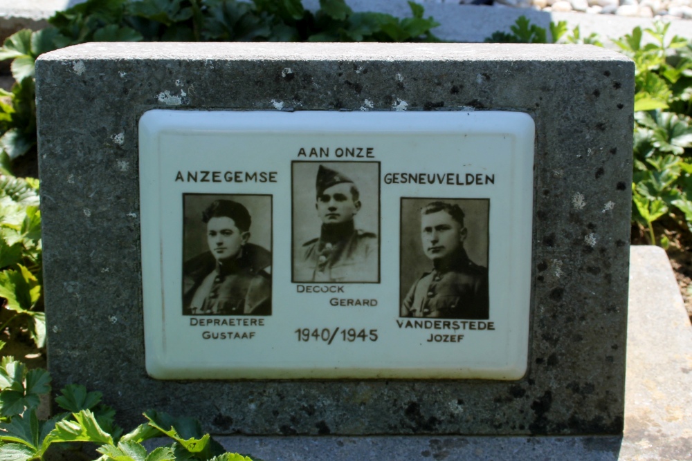 Belgian War Graves Anzegem #2