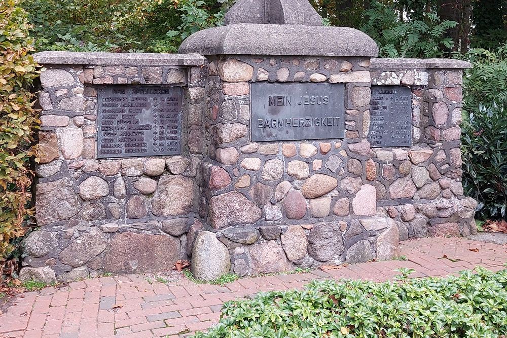 Oorlogsmonument Dwergte Molbergen #2