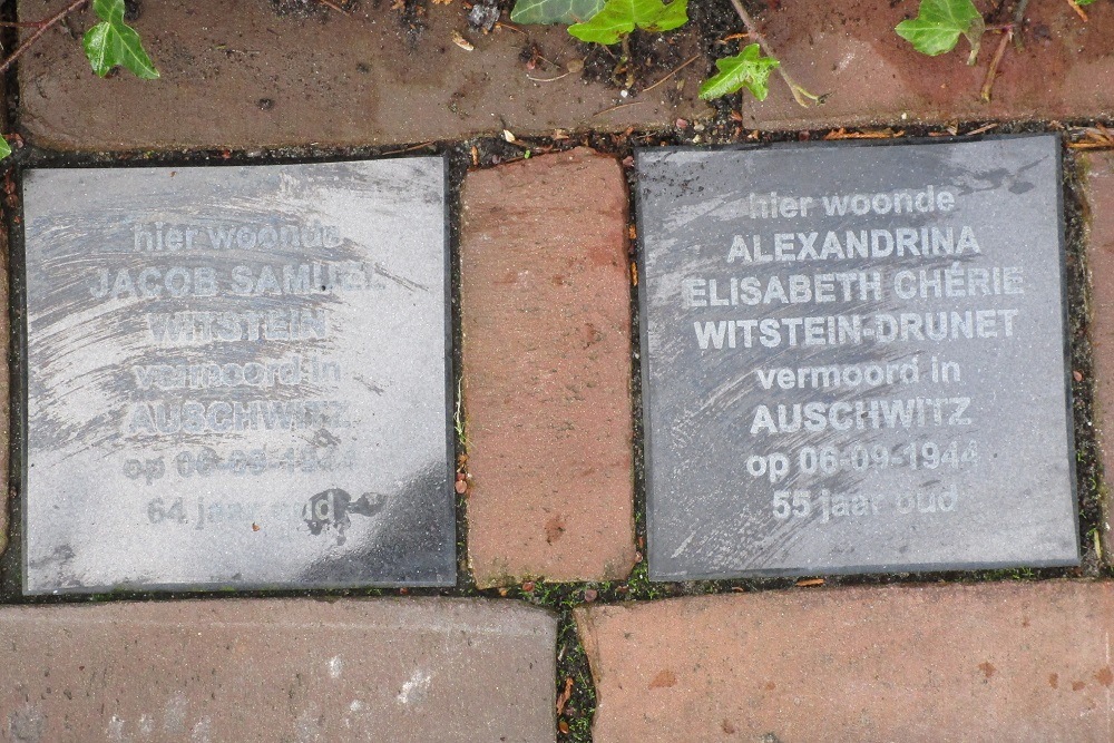 Memorial Stones Pascalstraat 8 #1