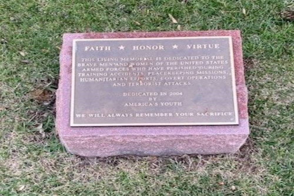 Monument Perished U.S. Service Personal