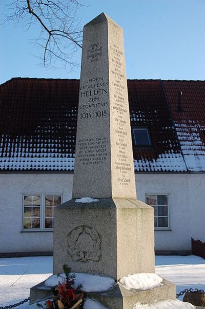 Oorlogsmonument Criewen #1