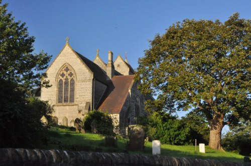 Oorlogsgraven van het Gemenebest St. Augustine of Hippo Churchyard