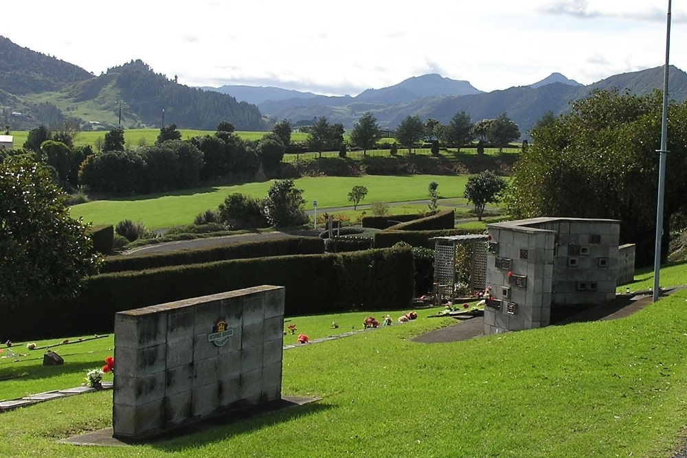 Commonwealth War Graves Totara Memorial Park Cemetery