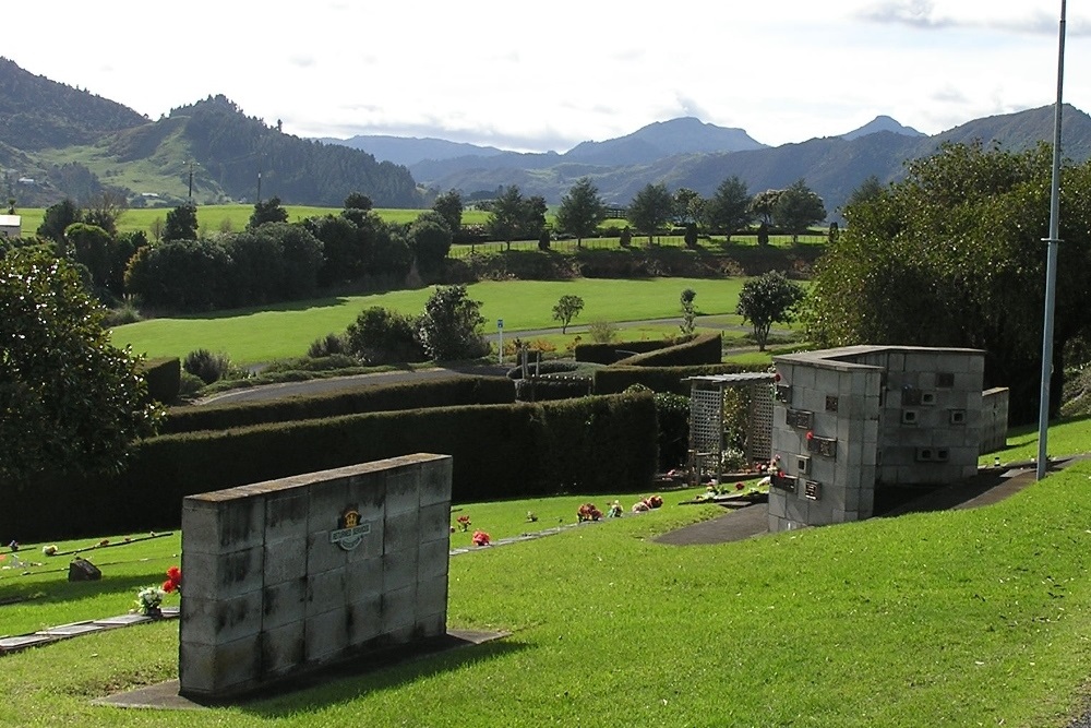 Commonwealth War Graves Totara Memorial Park Cemetery