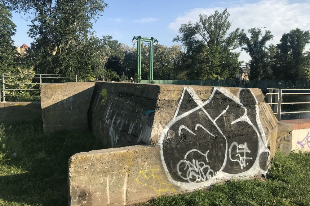 Festung Breslau - German FLAK Emplacement