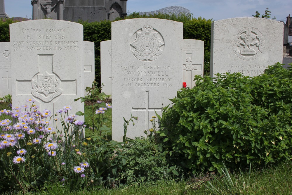 Commonwealth War Graves Porte-de-Paris #3