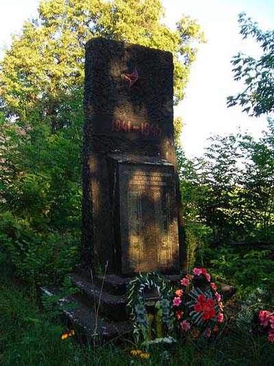 Oorlogsmonument Yurivka #1