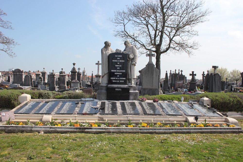 War Memorial Southern Cemetery Calais