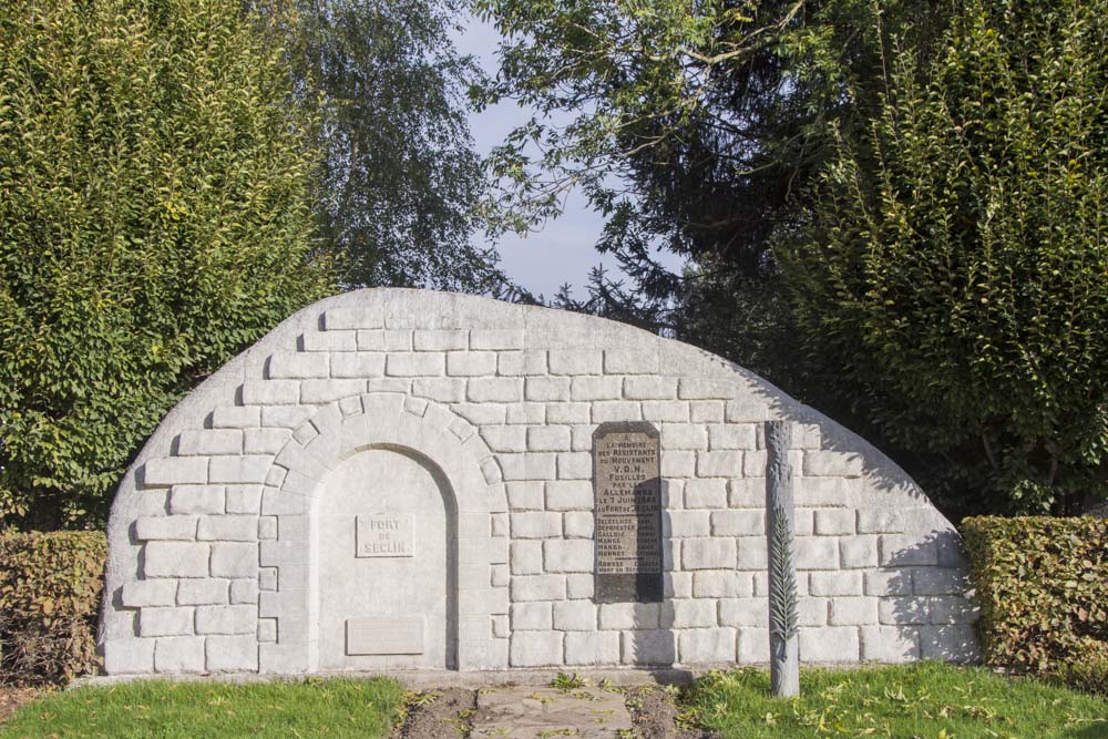 Monument to Executed Resistance Fighters Ascq #2