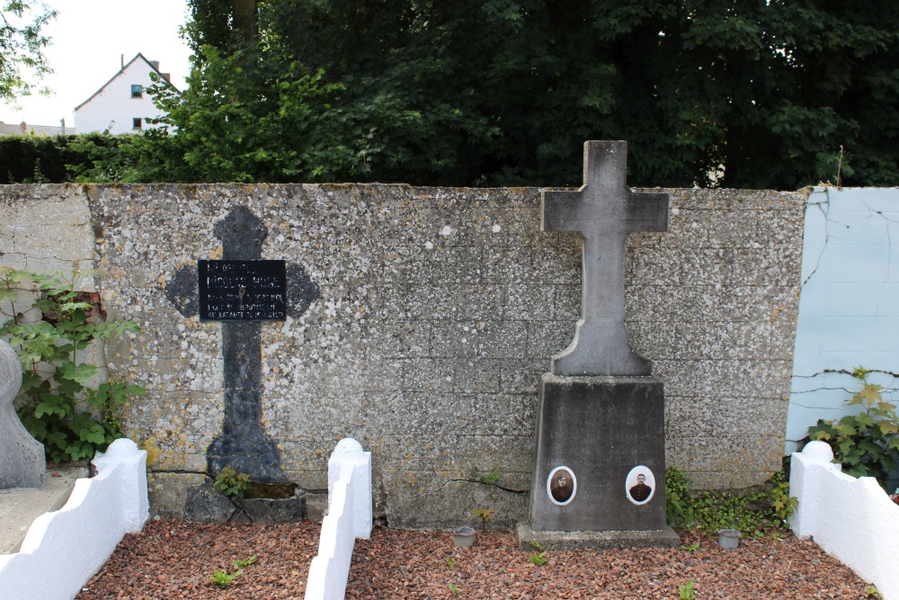 Belgische Oorlogsgraven Givry	 #2