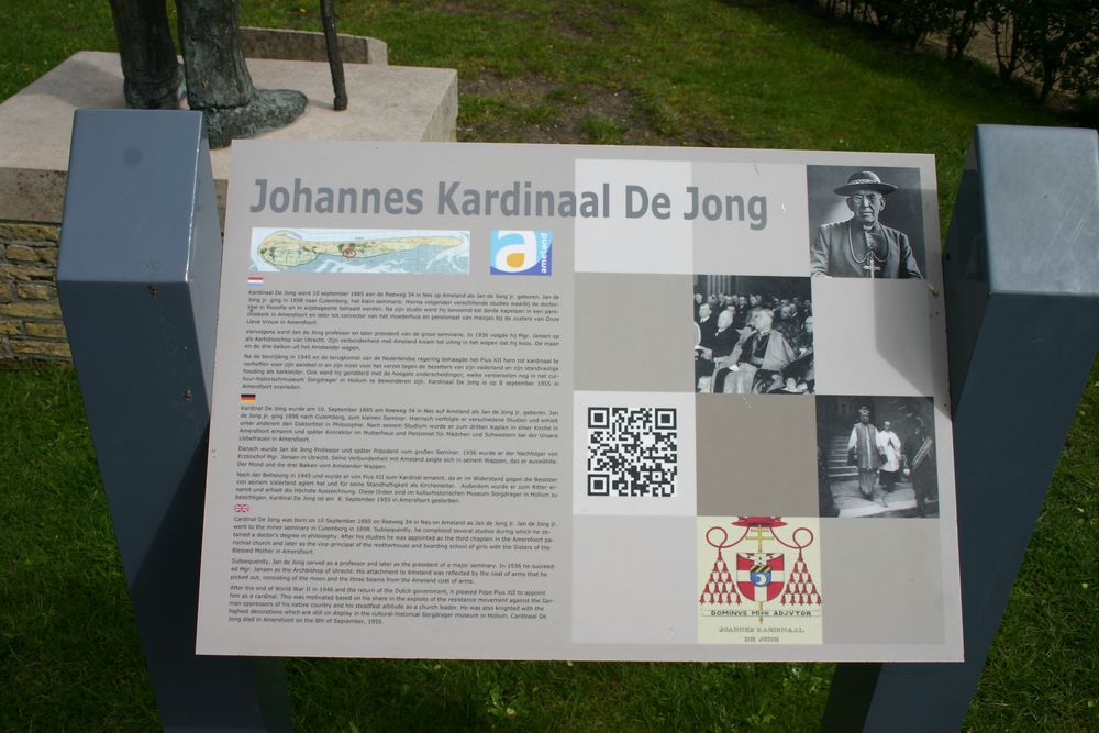 Monument Cardinal de Jong #2