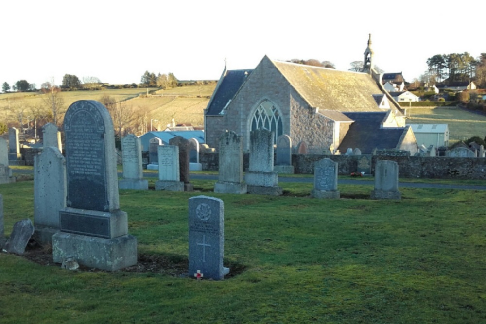 Commonwealth War Graves Kemnay Parish Churchyard #1