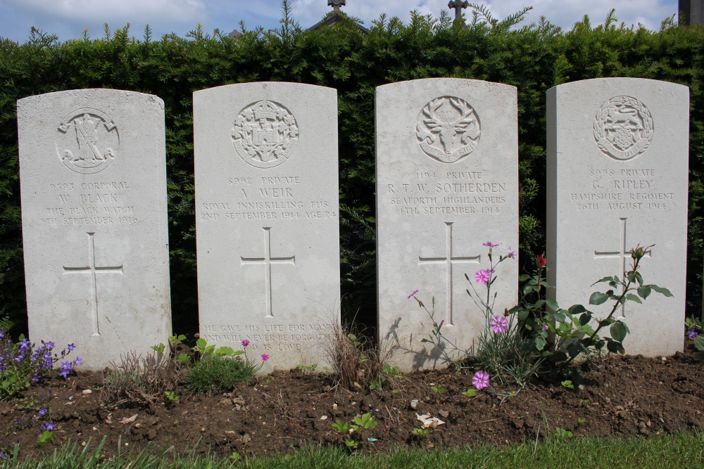Commonwealth War Graves Porte-de-Paris #5
