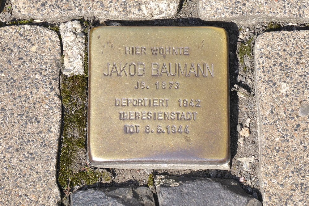 Stumbling Stone corner Badergasse -Riesengasse 11