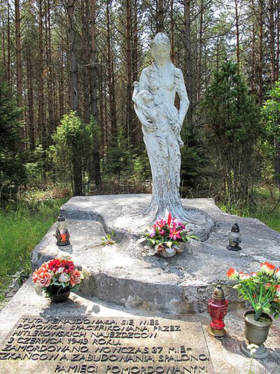 Monument Vernietigd Dorp Popowka