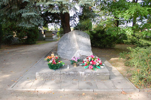 Poolse Oorlogsgraven Pyry #4
