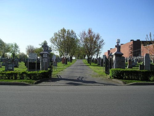 Commonwealth War Graves Ste. Cecile de Valleyfield Cemetery